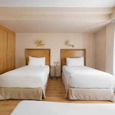 Crisol Almirante Bonifaz Hotel 4*