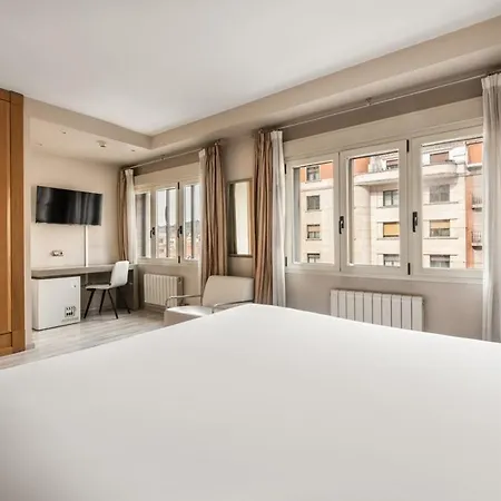 Crisol Almirante Bonifaz Hotel 4*