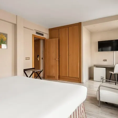 Crisol Almirante Bonifaz Hotel Burgo