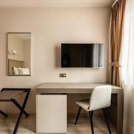 Crisol Almirante Bonifaz Hotel 4*