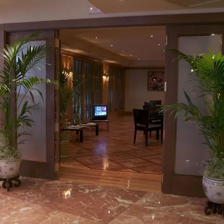 Crisol Almirante Bonifaz Hotel 4*