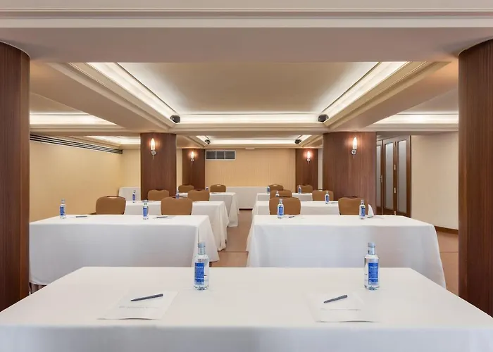 Crisol Almirante Bonifaz Hotel