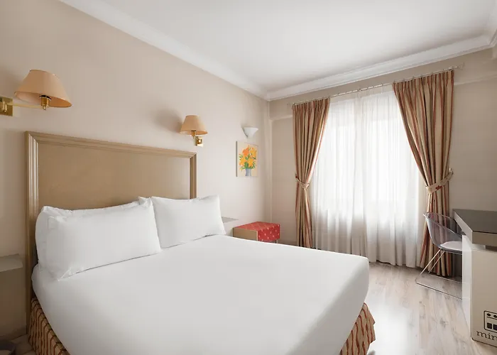 Hotel Crisol Almirante Bonifaz 4*