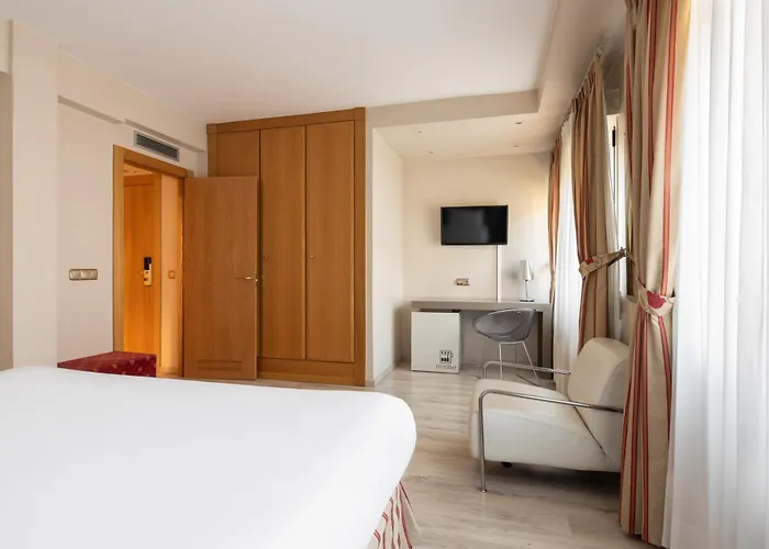 Hotel Crisol Almirante Bonifaz Burgos