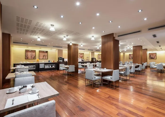 Crisol Almirante Bonifaz Hotel 4*