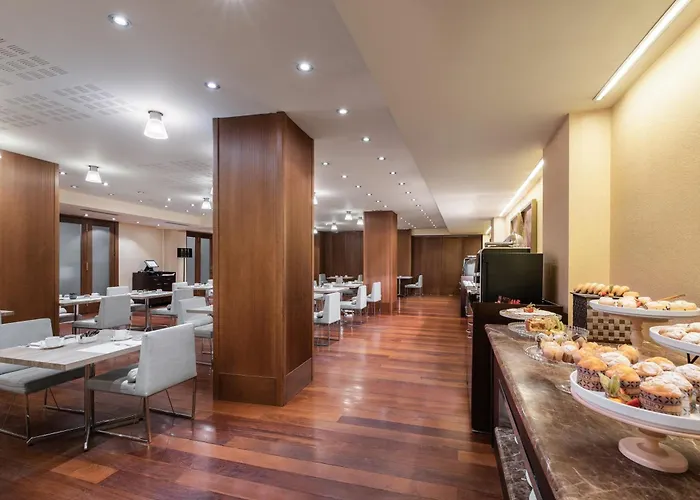 Crisol Almirante Bonifaz Hotel 4*