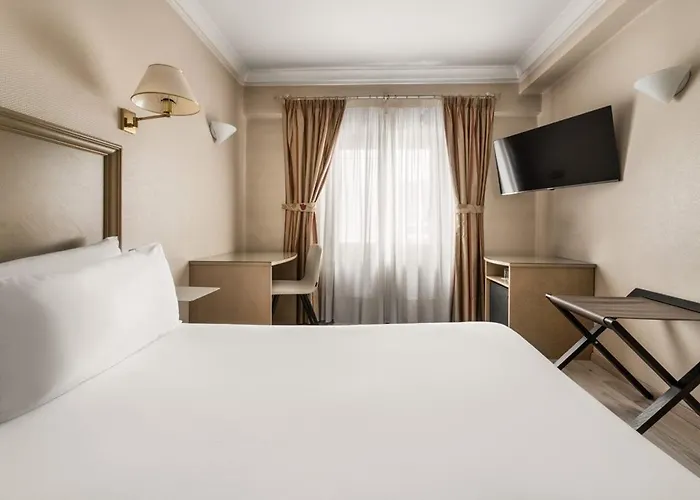 Hotel Crisol Almirante Bonifaz 4*