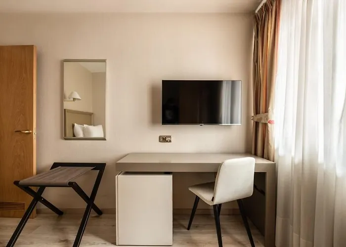 Crisol Almirante Bonifaz Hotel 4*