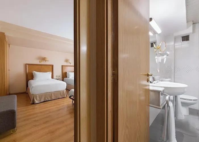 Hotel Crisol Almirante Bonifaz Burgos