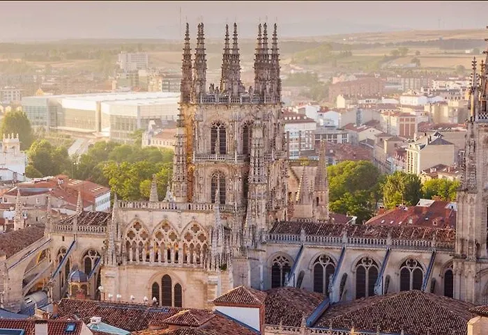 Crisol Almirante Bonifaz Hotel 4*